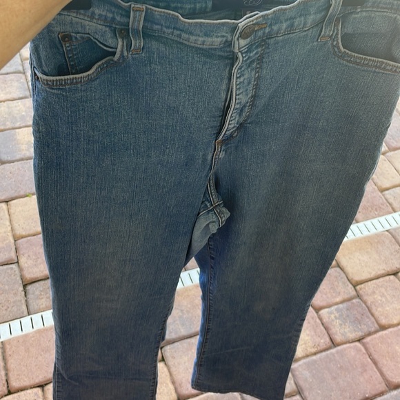 NYDJ Bootcut Denim Jeans Sz 16 GUC Lift X Tuck Slimming Tummy Control - Picture 15 of 17